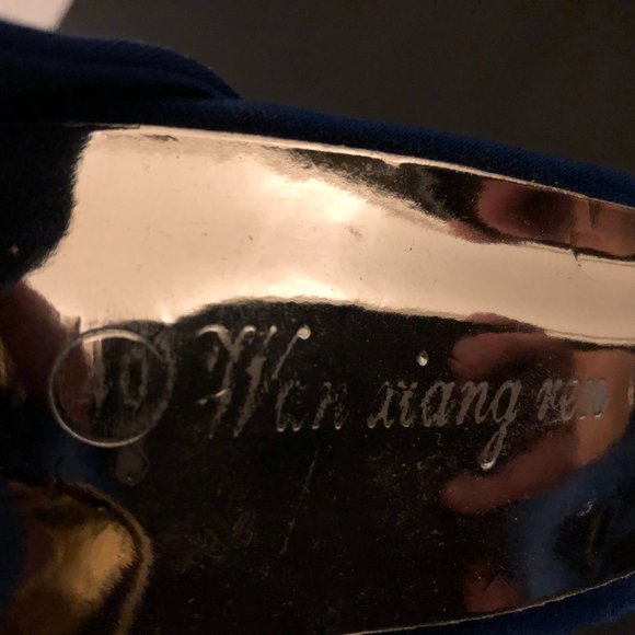 Blue Wan Xiang Ren High Heels - Picture 4 of 6